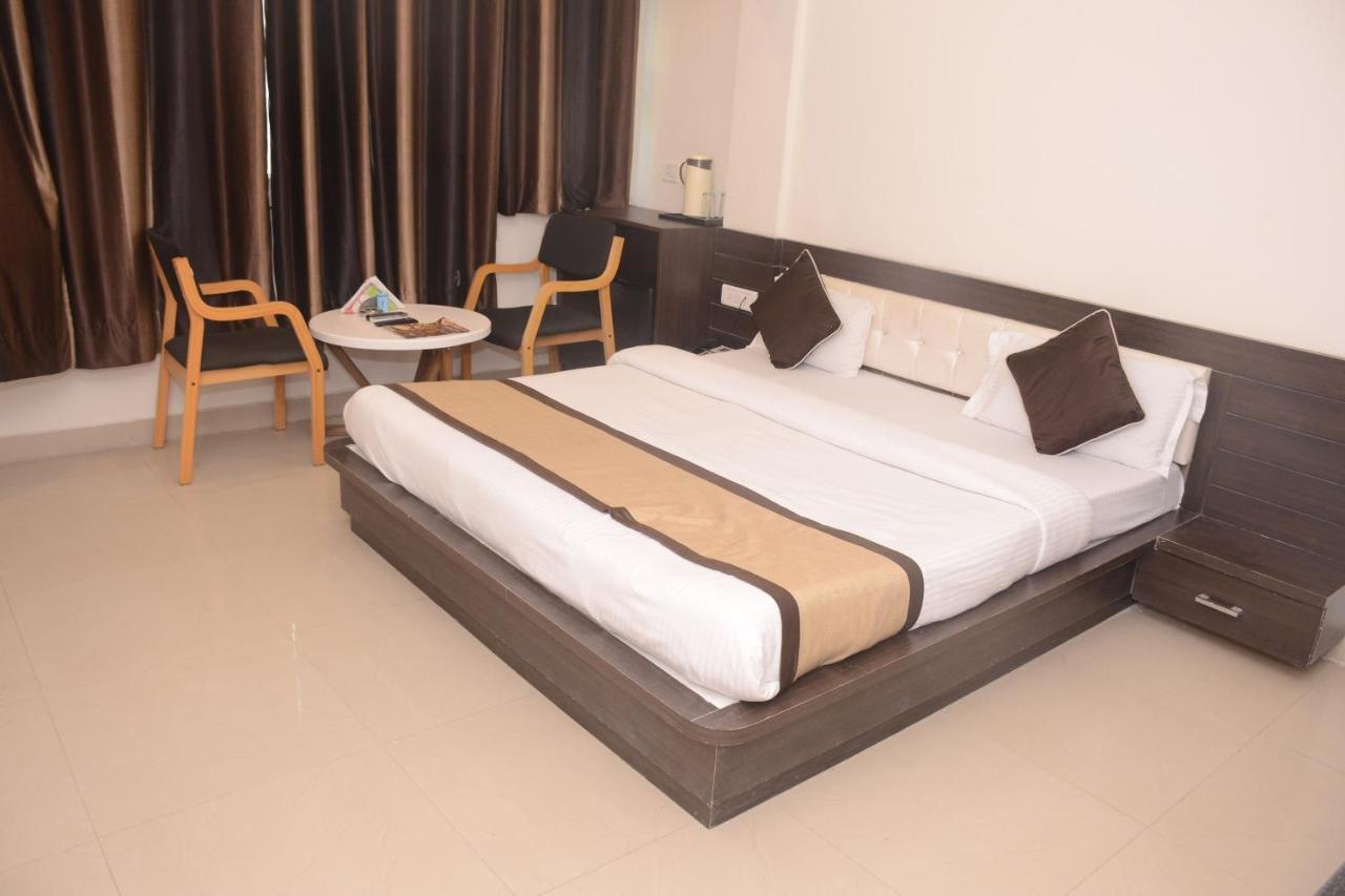 Hotel Bharat Kota  Exteriér fotografie