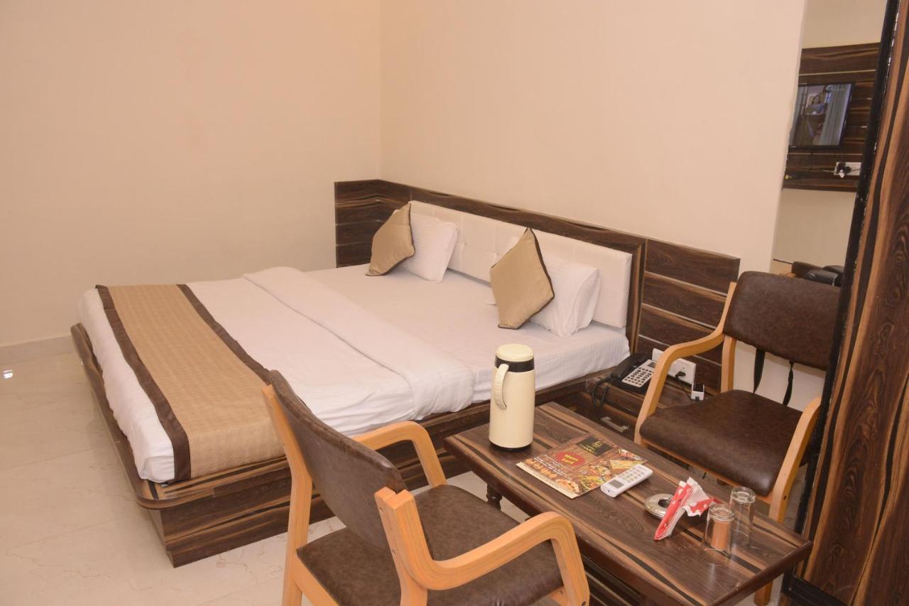 Hotel Bharat Kota  Exteriér fotografie